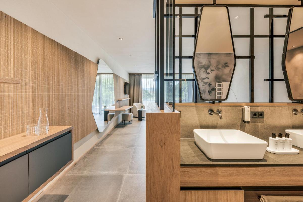 Hotel Chalet Das Alpenschlössel - Housity