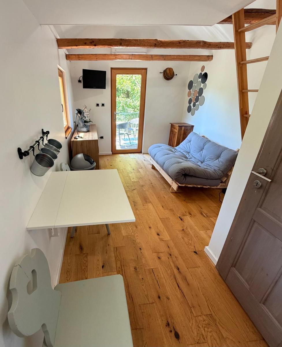 Village Apartments - Housity