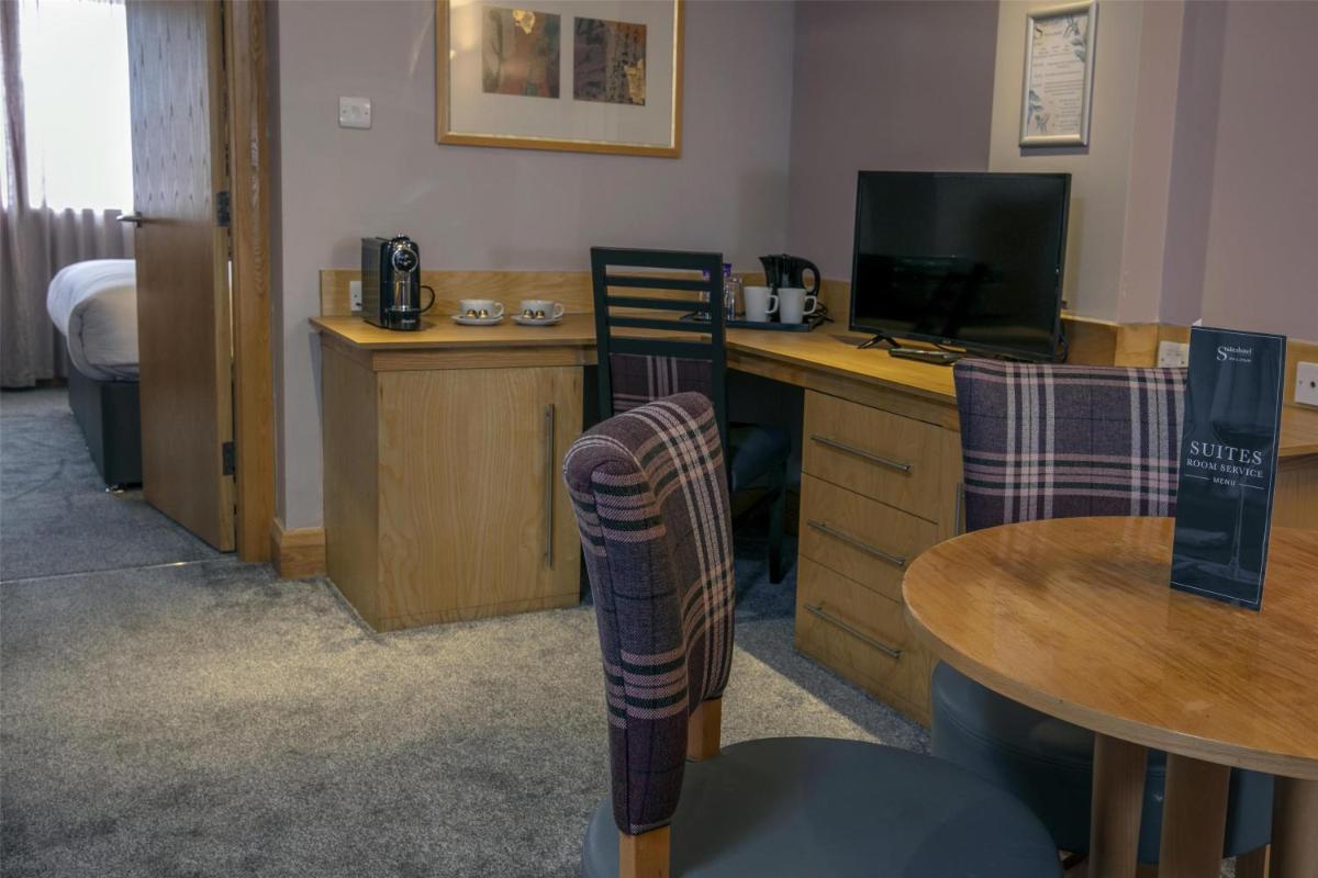 Best Western Premier Knowsley Suites Hotel & Spa - Housity