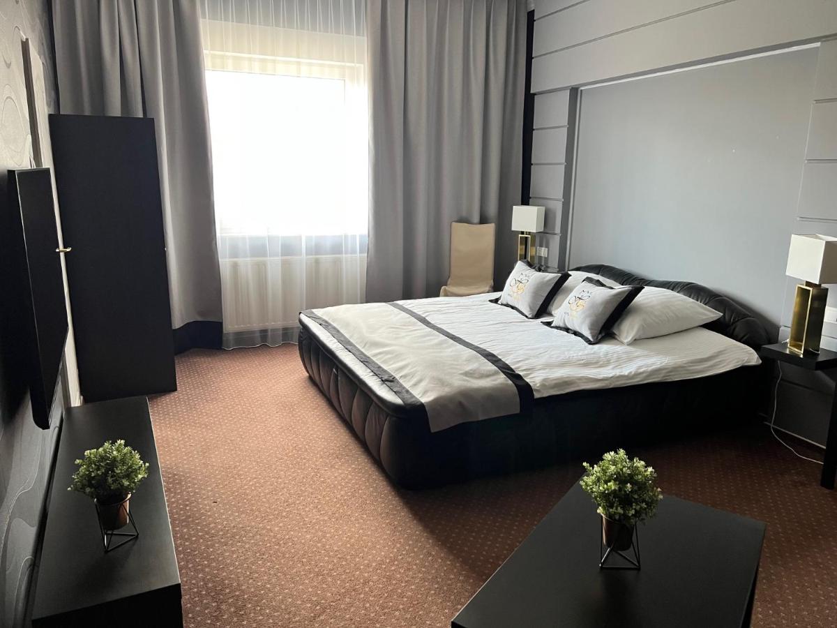 Hotel SYLWANA - Housity