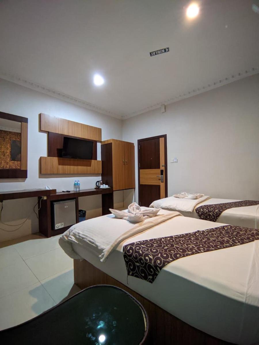 Hotel Diana - Housity