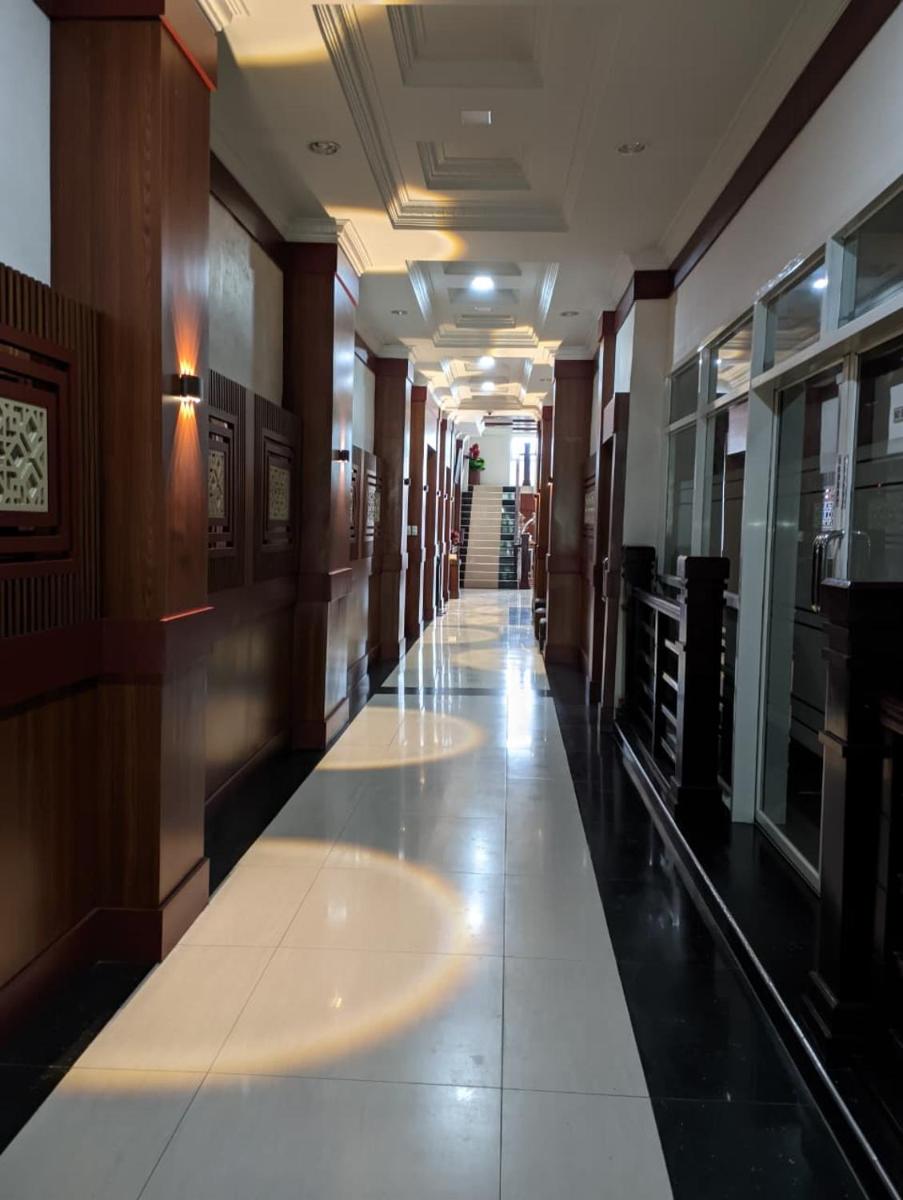 Hotel Diana - Housity