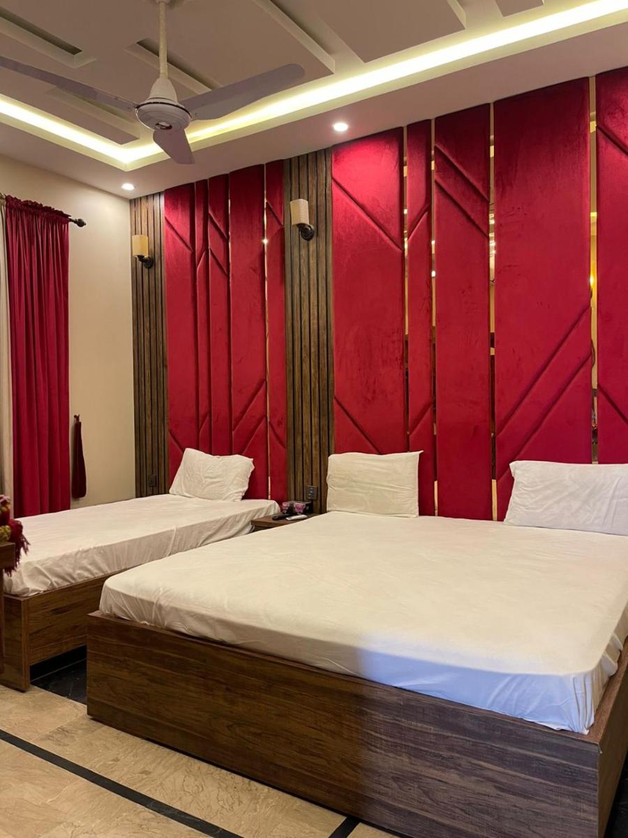 Hotel Elegant Gulshan-e-Iqbal karachi - Housity