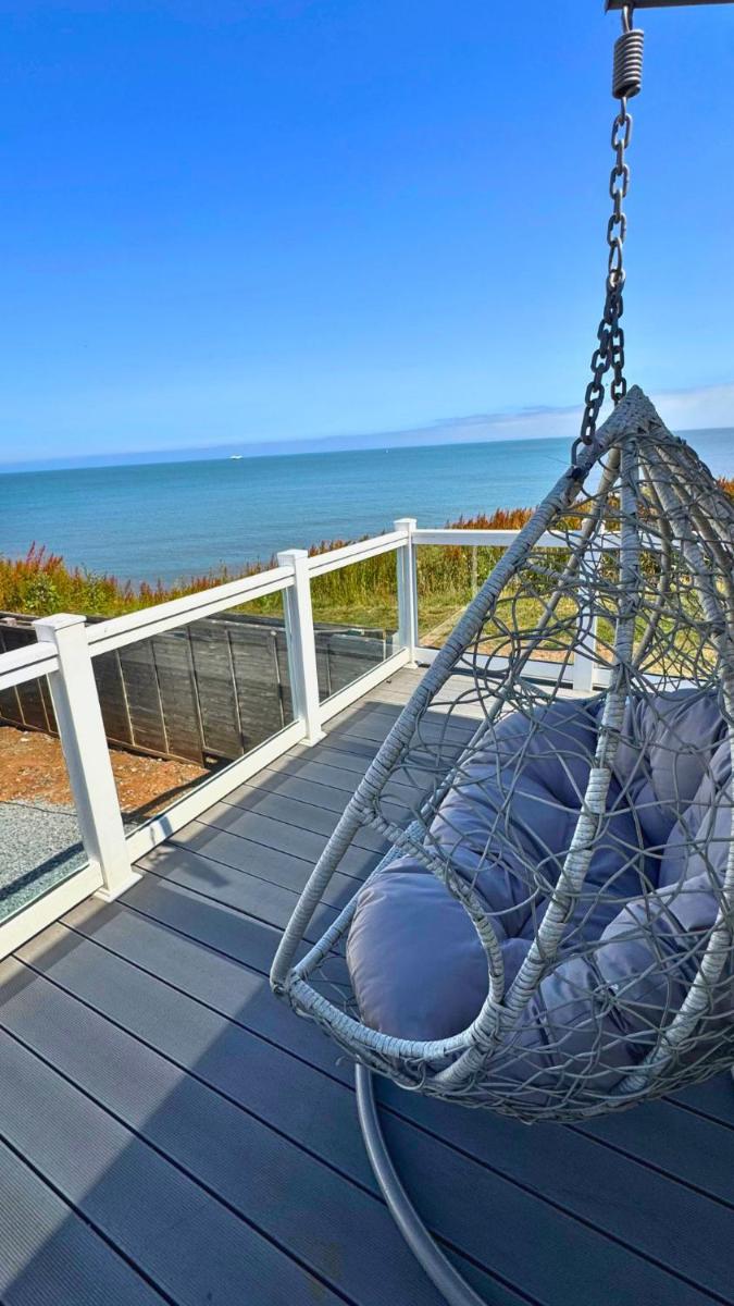 Anchor's Drop - Housity