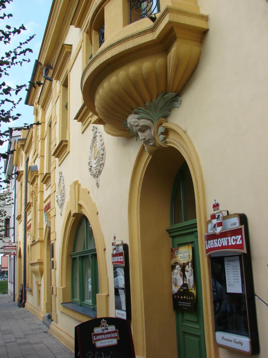 Pivovarský Hotel - Housity