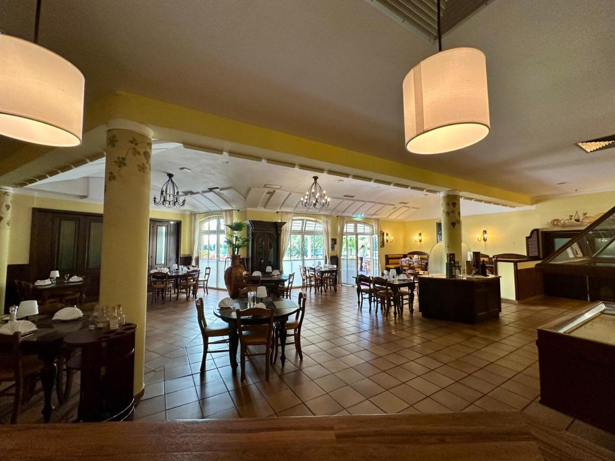 Hotel Landhaus Milser - Housity