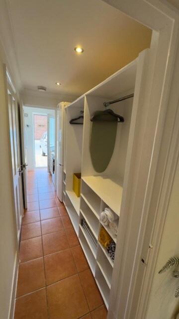 Peaceful Springfield Studio - Housity