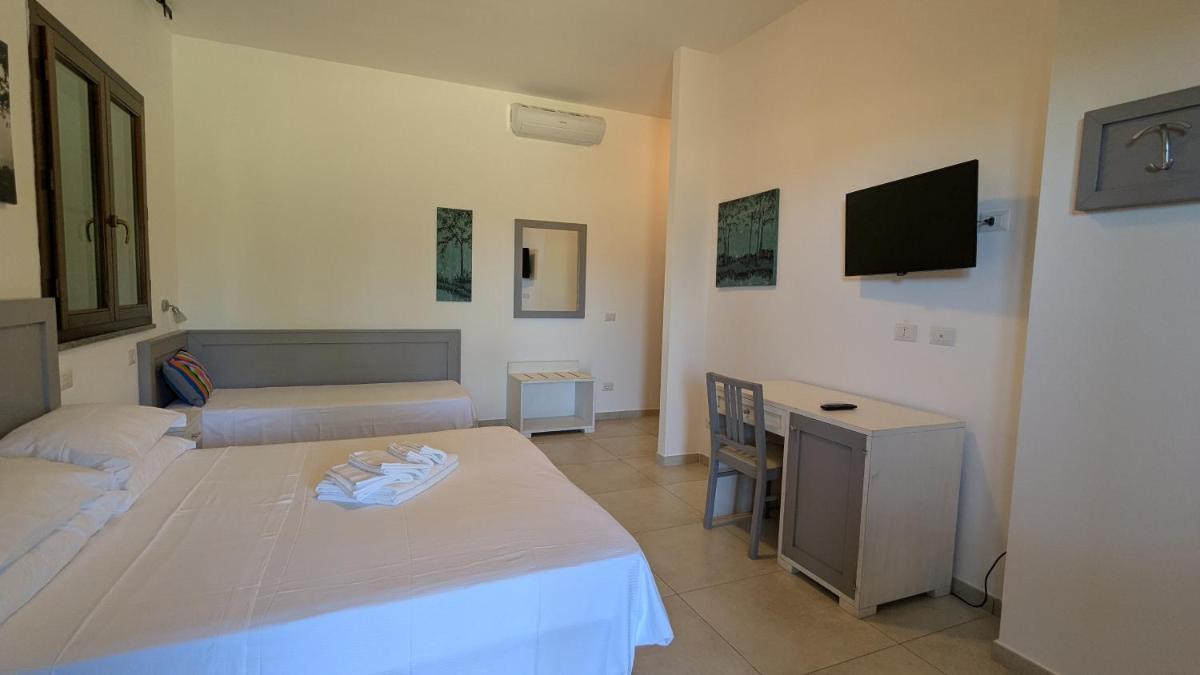 Agrialbergo Capalbio - Hotel Il Cipresso - Housity