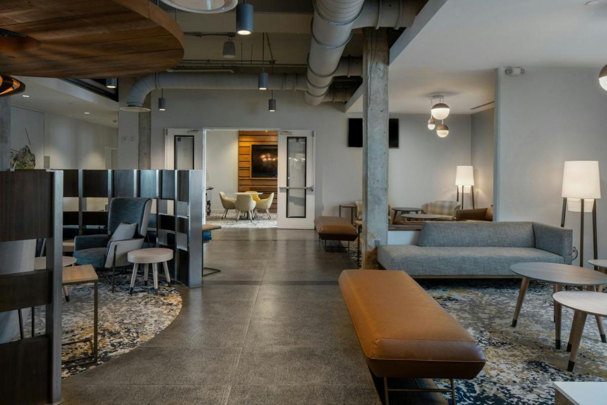 TownePlace Suites by Marriott Foley at OWA - Housity