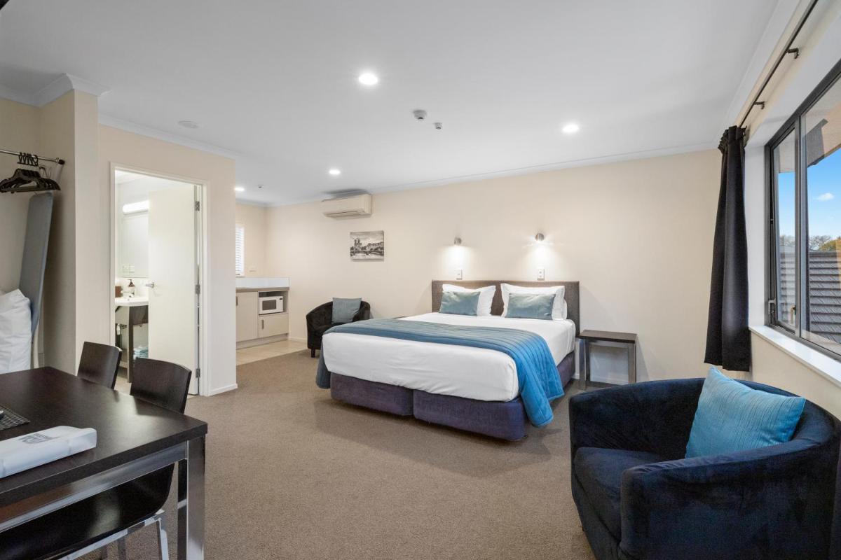 Aveda Motor Lodge - Housity