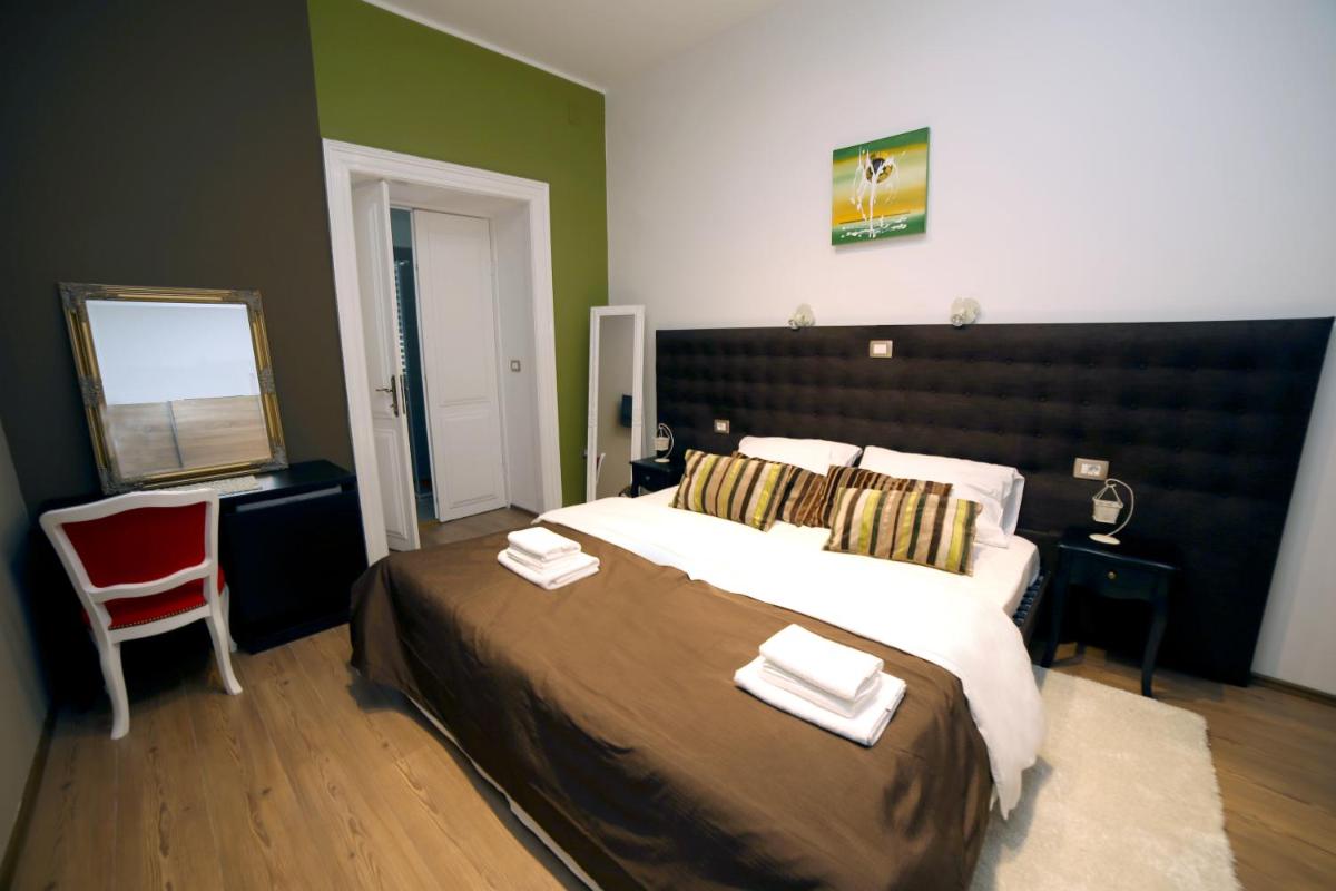 Pula Antic Rooms in Center - Housity