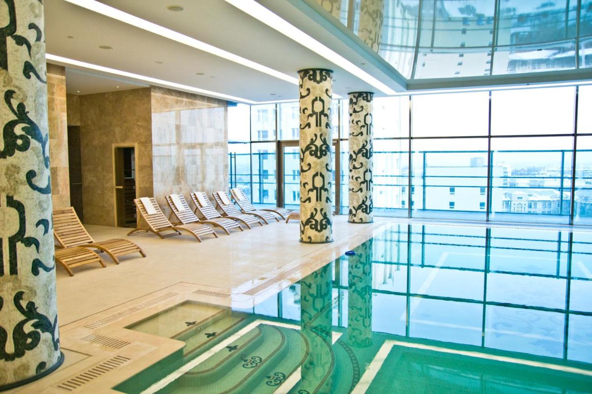 Suitetrails - Kharkiv Palace Hotel