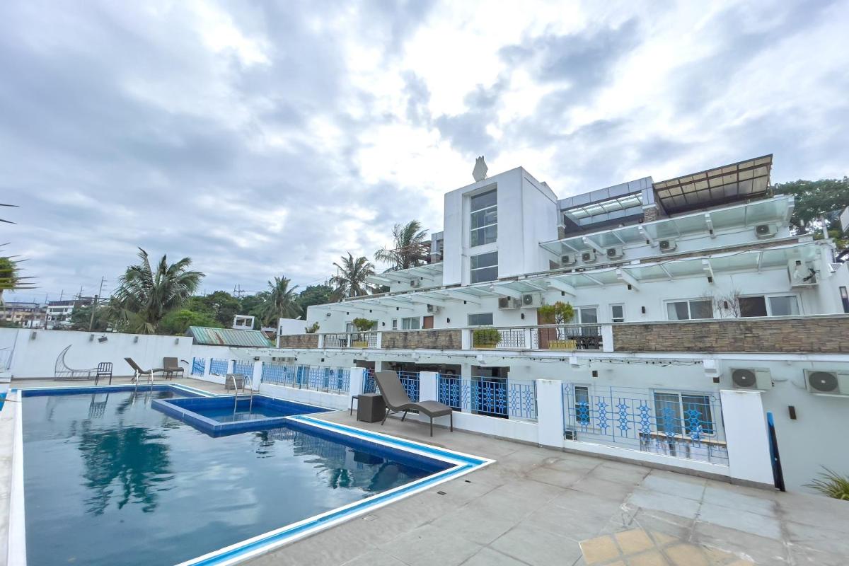Tagaytay Hotel SixB - Hizvo