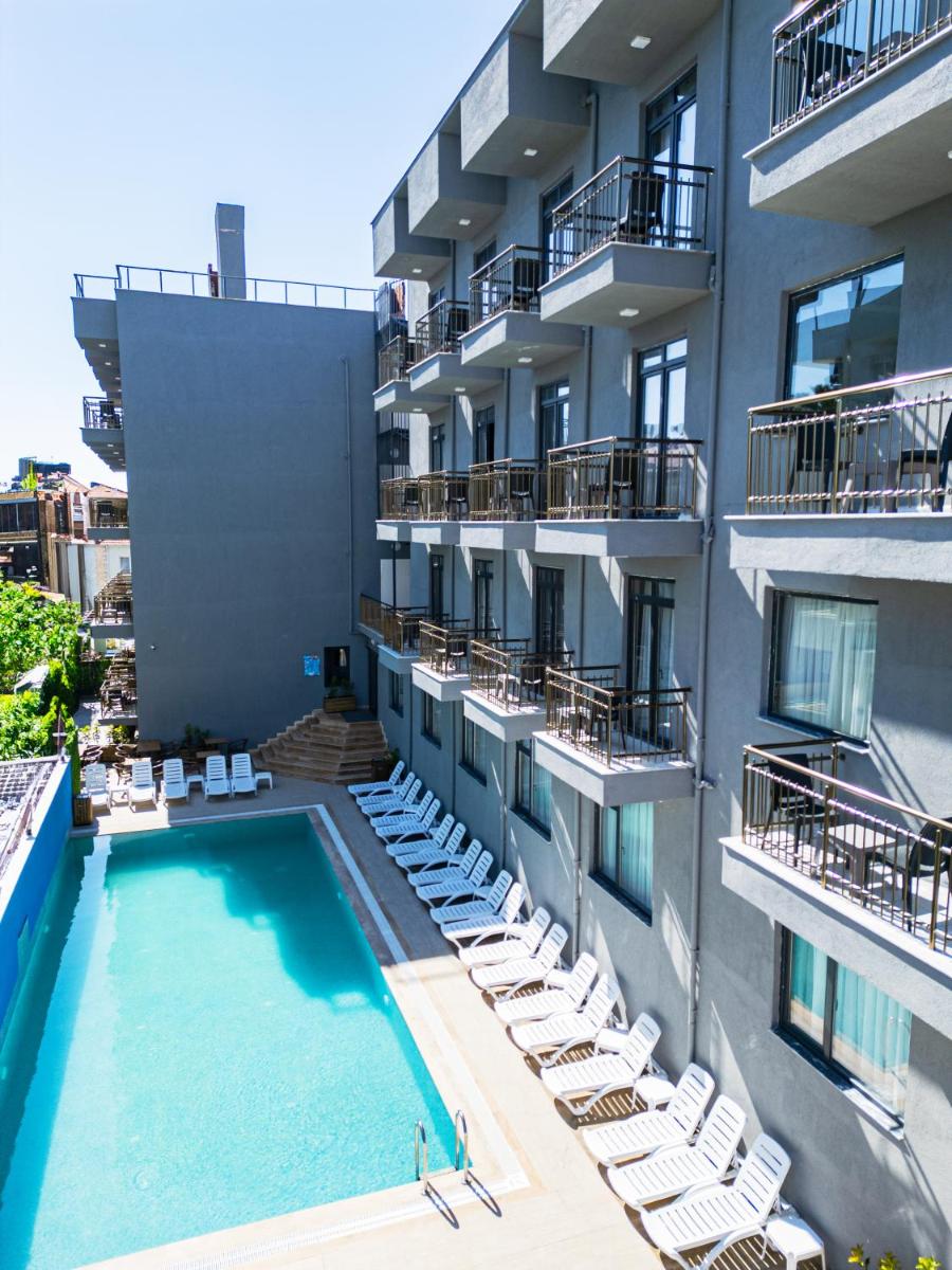 Çandarlı Resort Otel - Housity