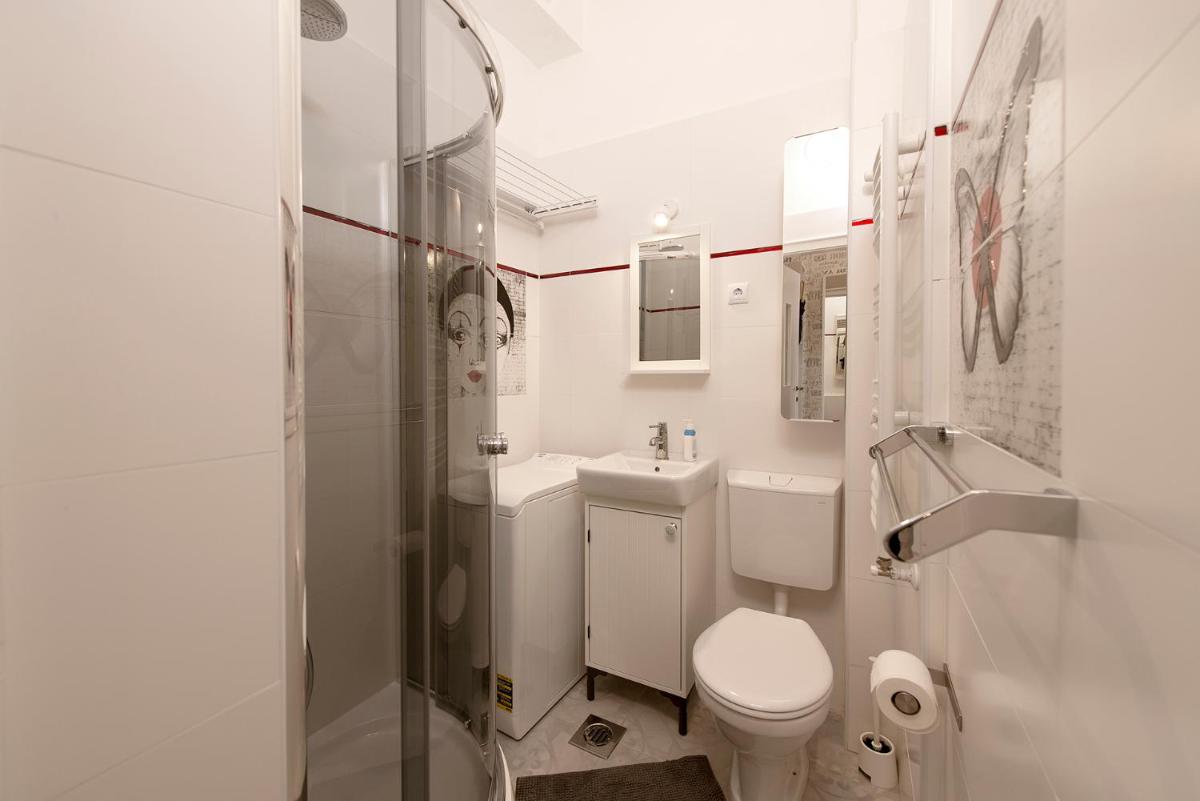 Monroe Central Budapest - Housity