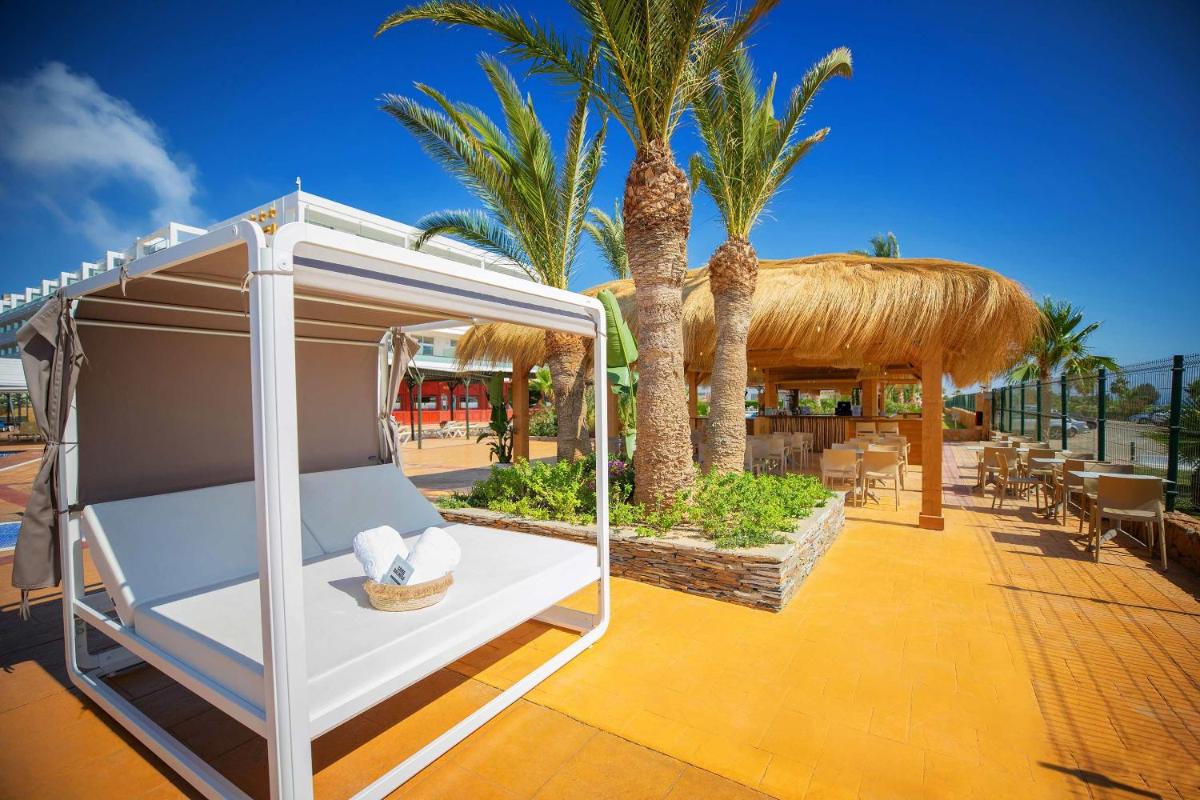 Imagen de la galería de Hotel Servigroup Marina Playa, en Mojácar