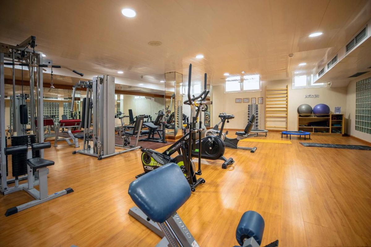 Gimnasio o instalaciones de fitness de Hotel Servigroup Marina Playa