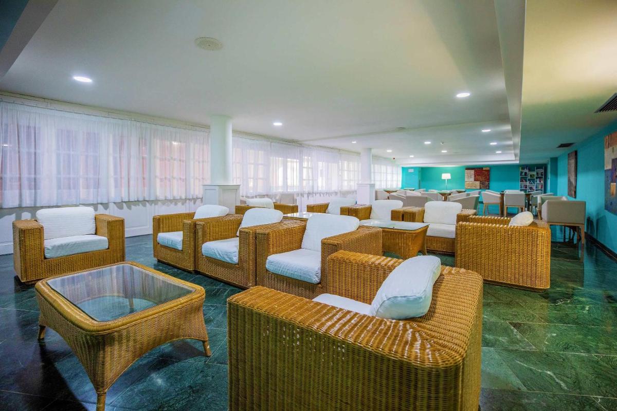 Zona de estar de Hotel Servigroup Marina Playa