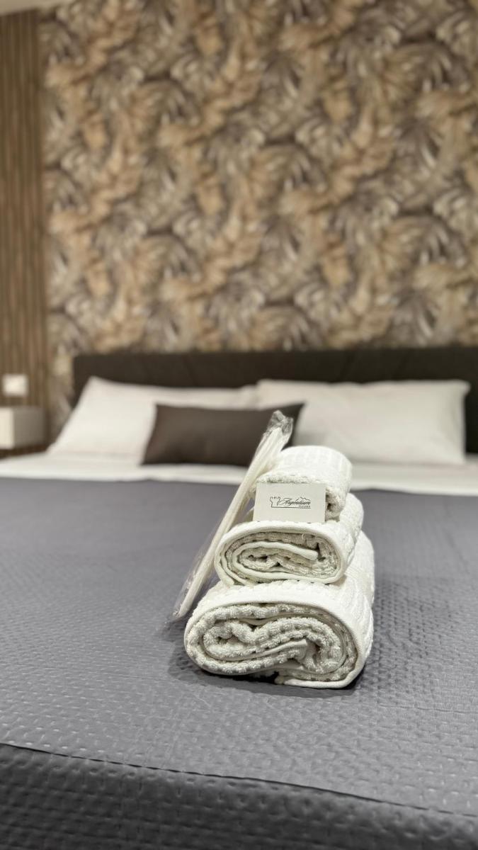 Argentium Rooms - Housity