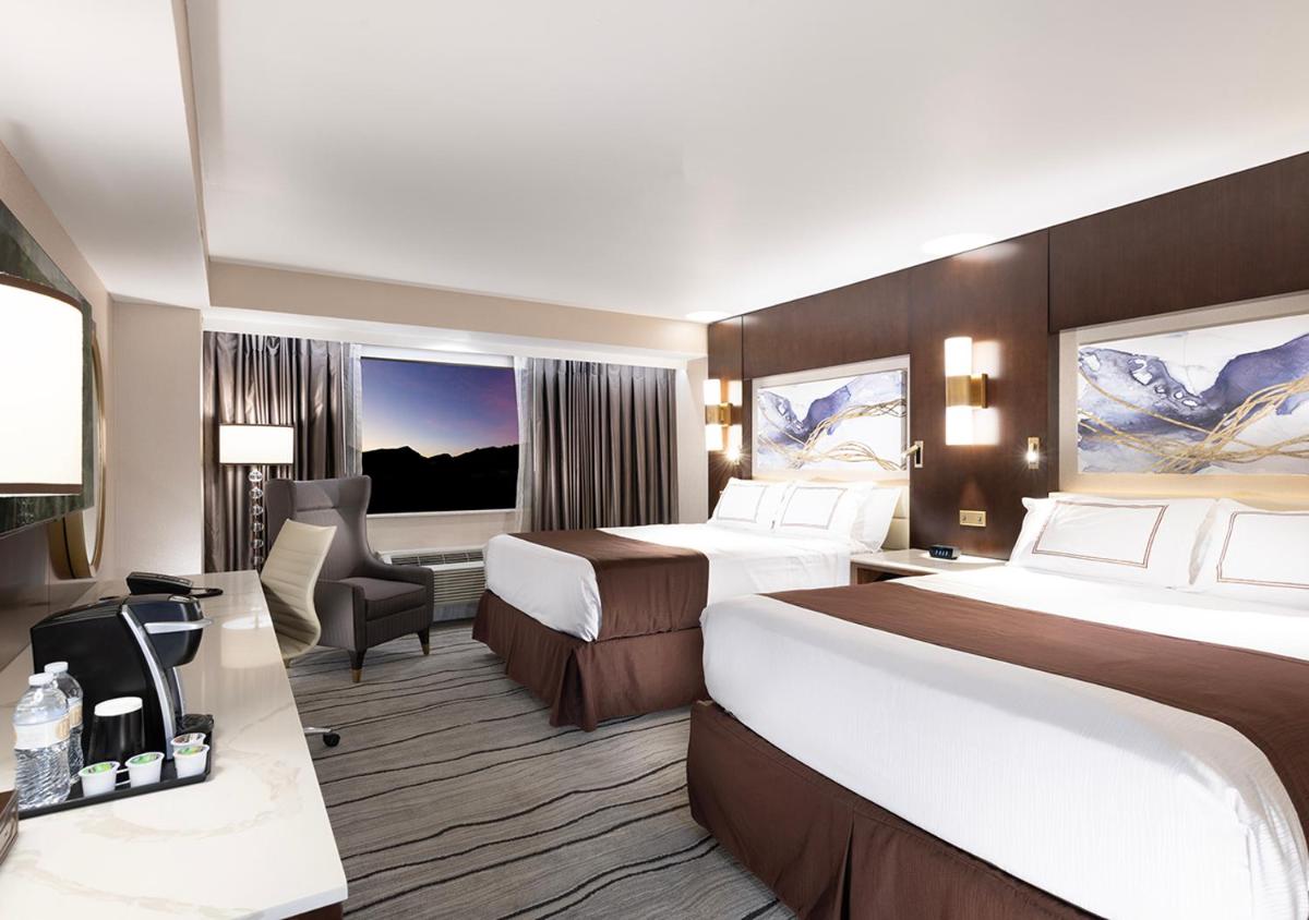 Peppermill Hotel Casino in W Wendover, Nevada - Housity