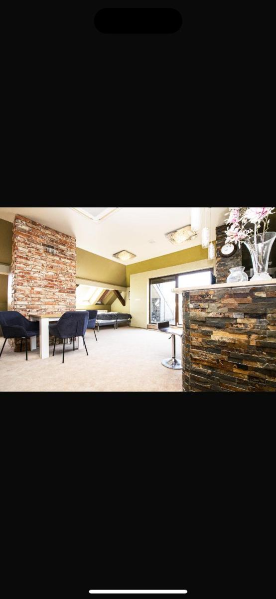 Hotel Granit - Housity