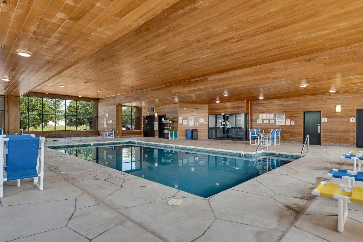 Baymont by Wyndham La Crosse/Onalaska - Housity