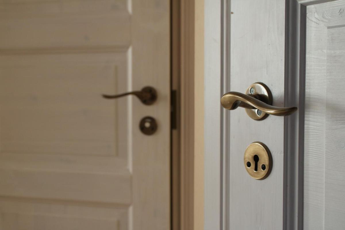 Posti Guest Apartment - Housity