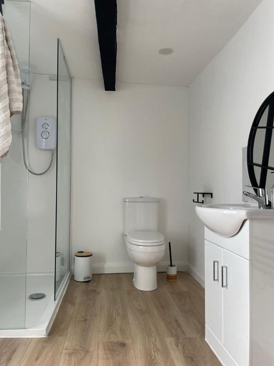 High Street Apartment - Housity