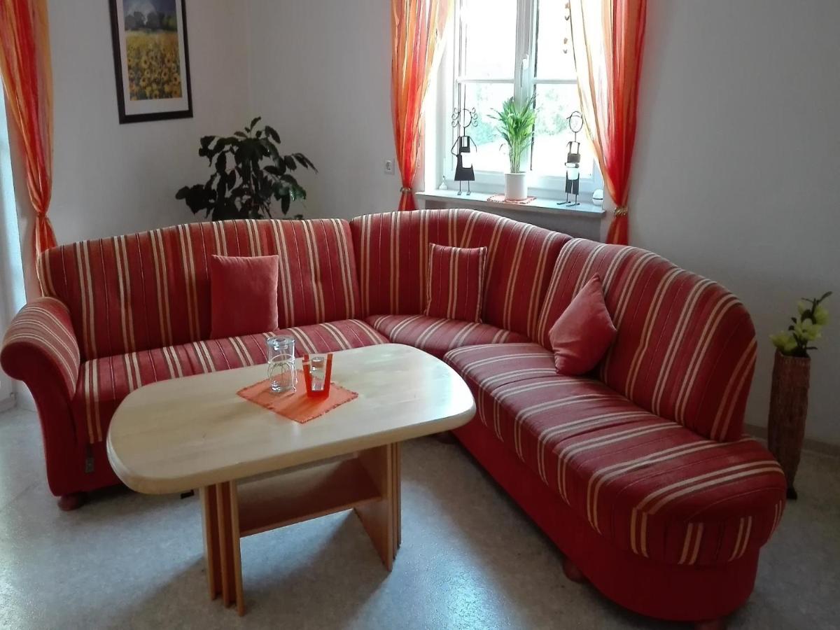 Charmante Ferienwohnung Katja in Morbach-Hoxel - Housity