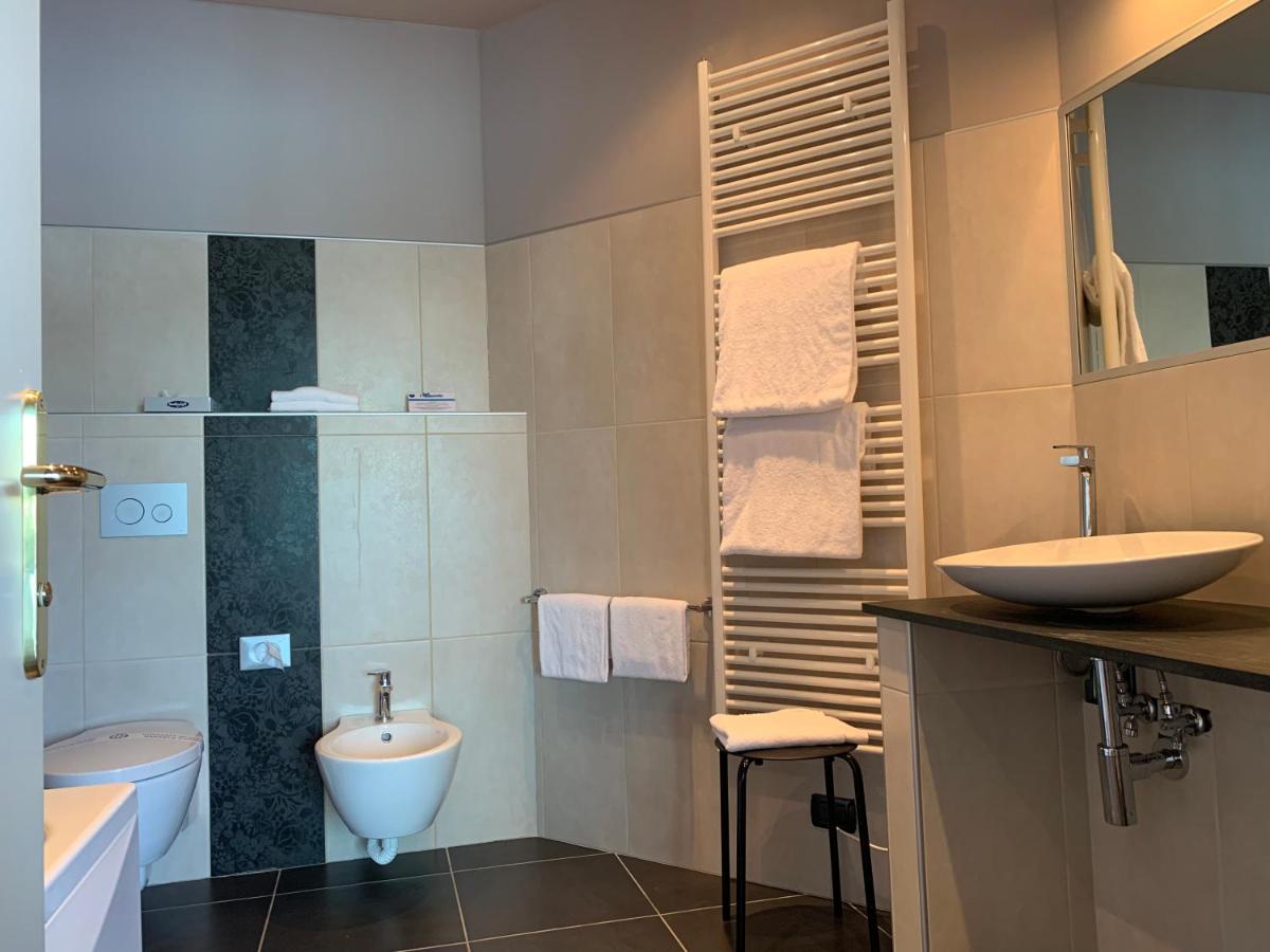 Hotel L'Approdo - Housity