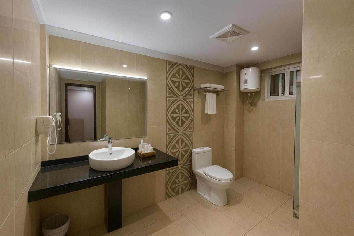 Grand Mongolia Hotel - Housity