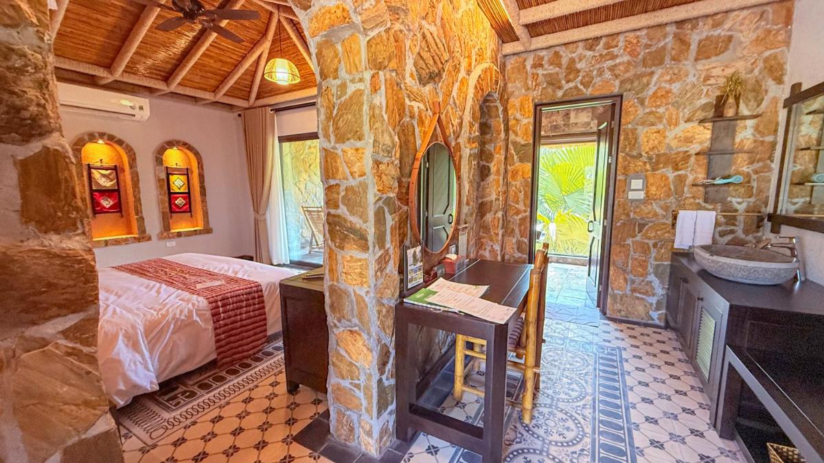 Mai Chau Ecolodge - Housity