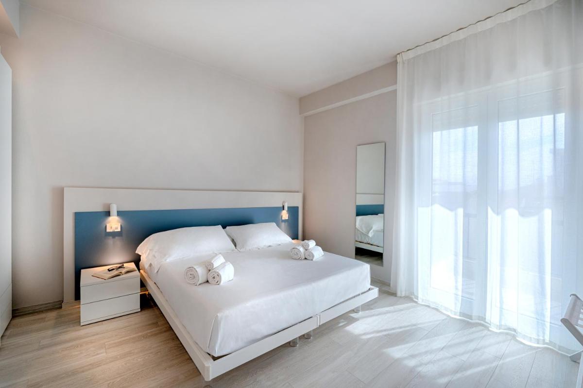 Marina Reef - sea view - Housity