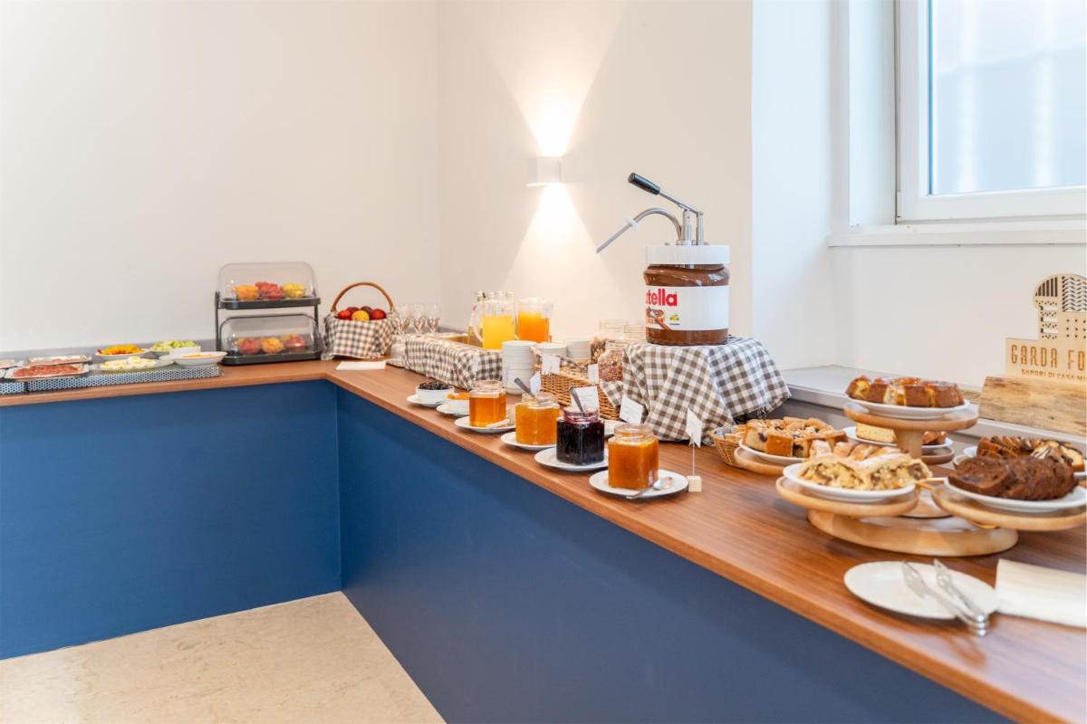 Lake Hotel Ifigenia - Housity