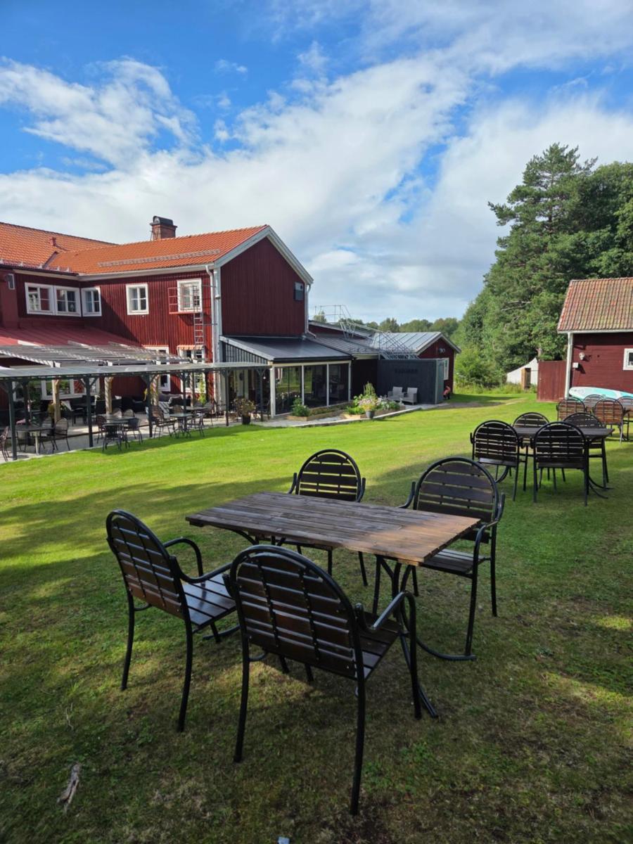 Sjugare Gård Glamping - Housity