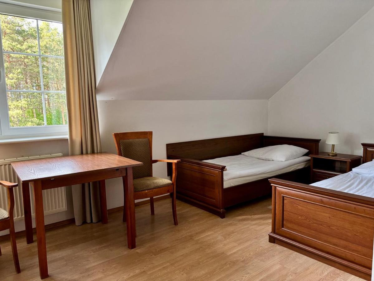 Ośrodek Wczasowy BOBO - Housity