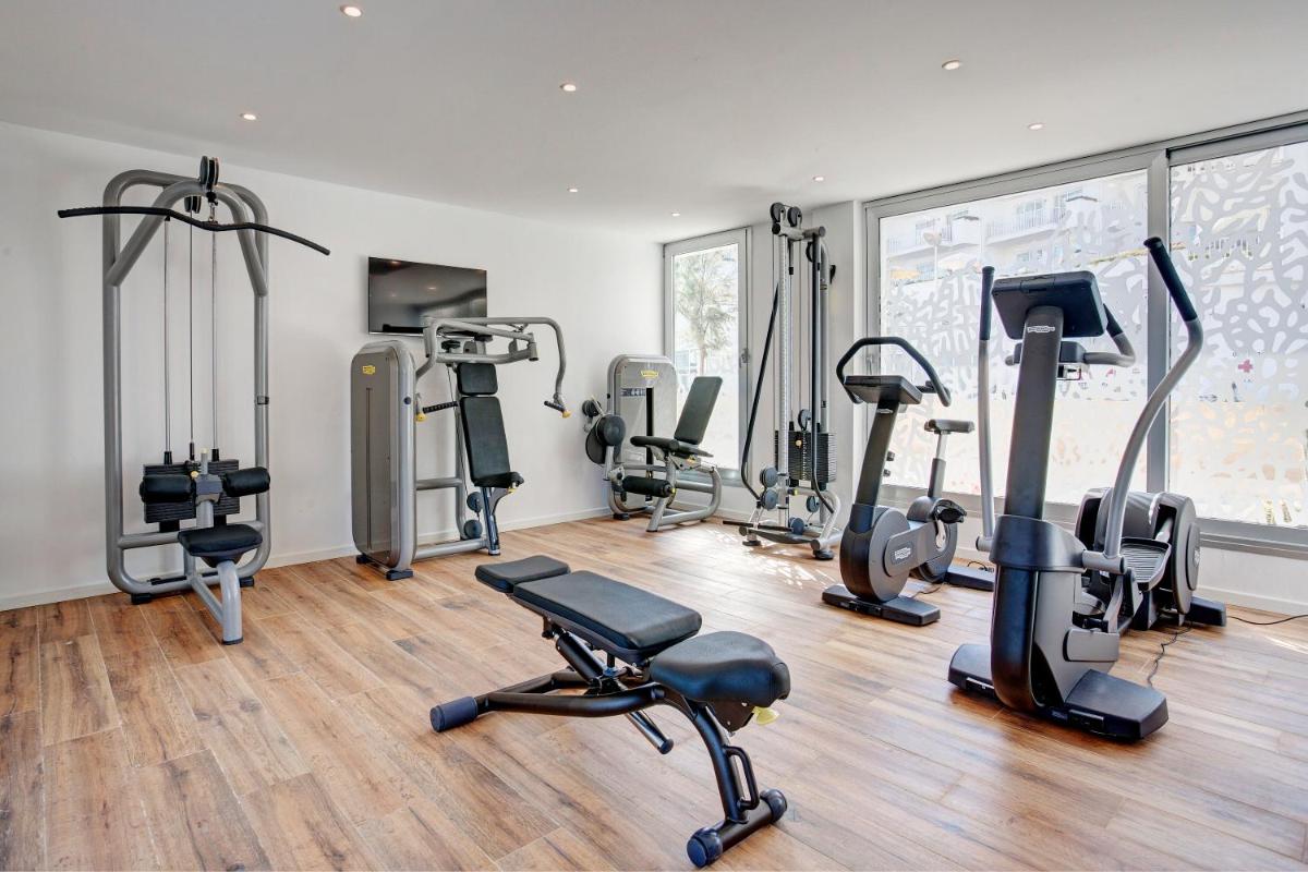 Gimnasio o instalaciones de fitness de The Sea Hotel by Grupotel - Adults Only