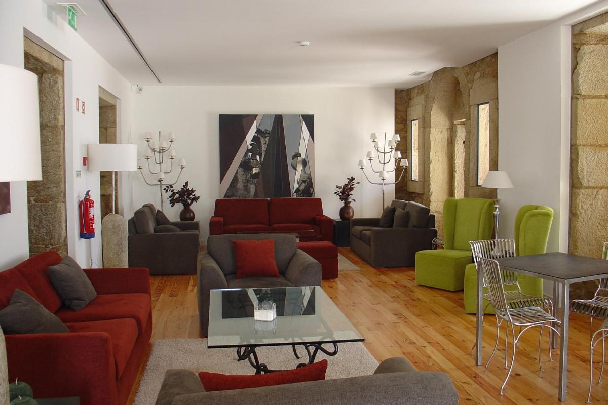 Uma área de estar em Hotel Convento dos Capuchos