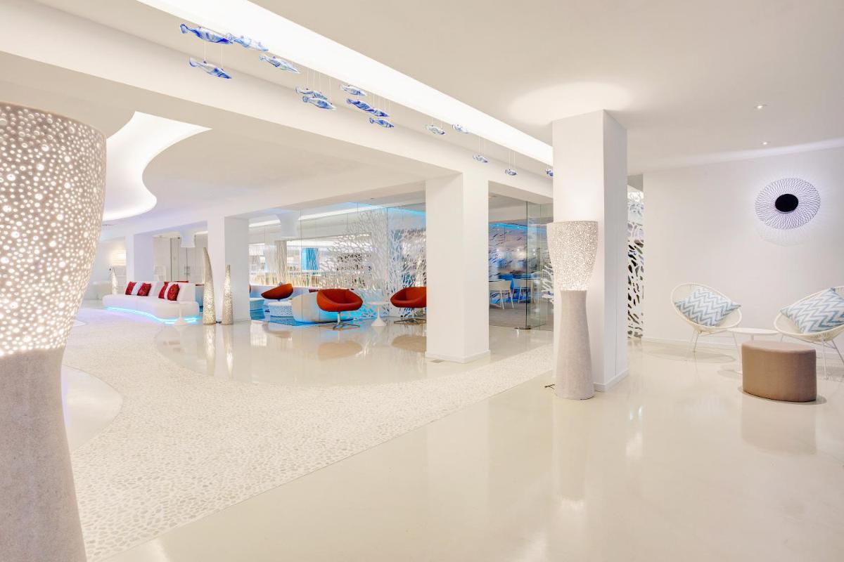 Imagen de la galería de The Sea Hotel by Grupotel - Adults Only, en Can Picafort