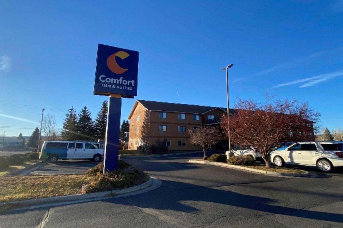 Comfort Inn & Suites Gunnison-Crested Butte - Housity