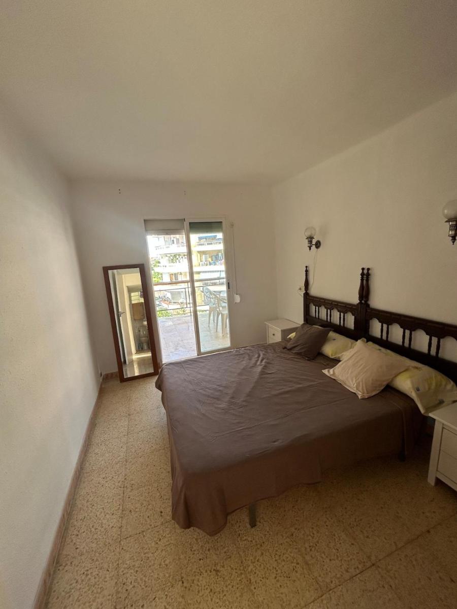 Playalmud-Apartment in La Pineda - Housity