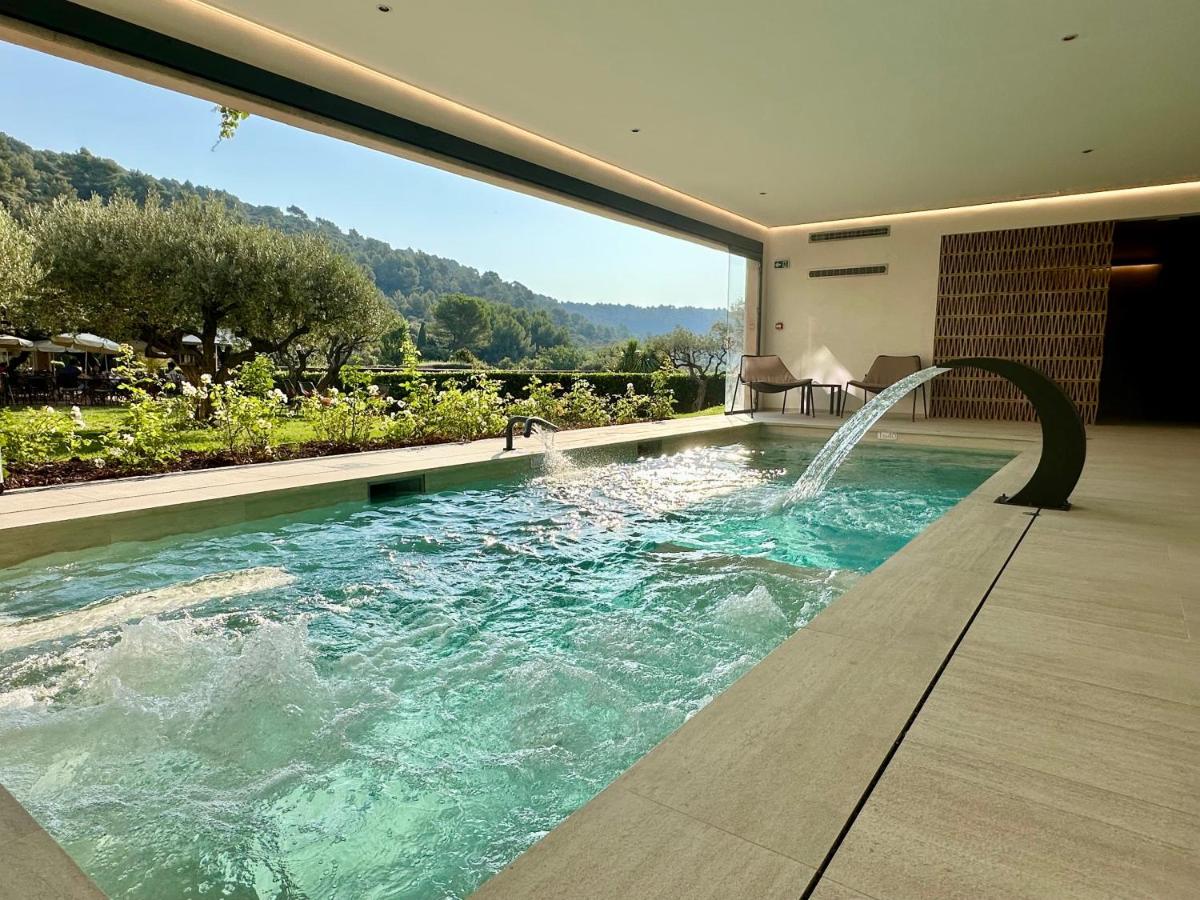Piscine de l'établissement La Bastide du Calalou Hotel & Spa, BW Signature Collection ou située à proximité