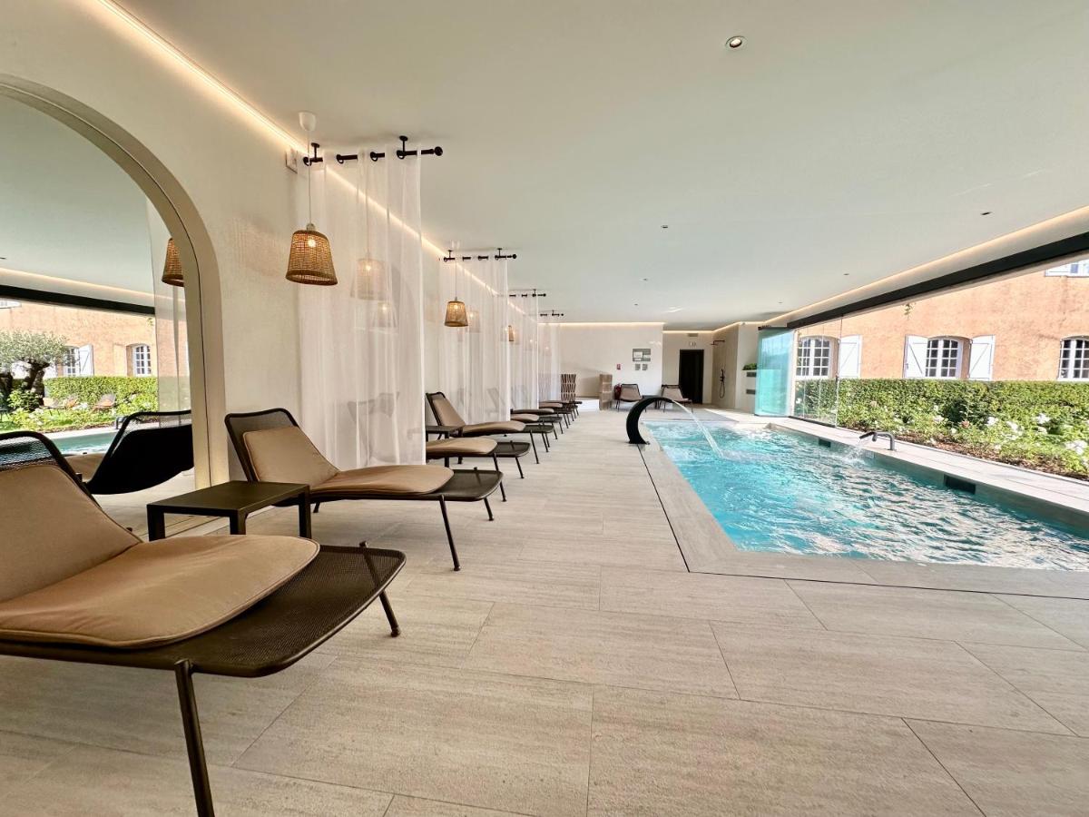 Piscine de l'établissement La Bastide du Calalou Hotel & Spa, BW Signature Collection ou située à proximité