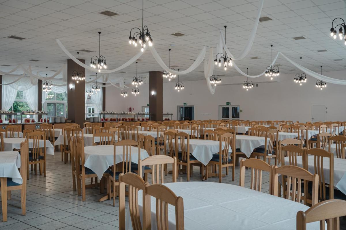 Rewita Rogowo k Kołobrzegu - Housity