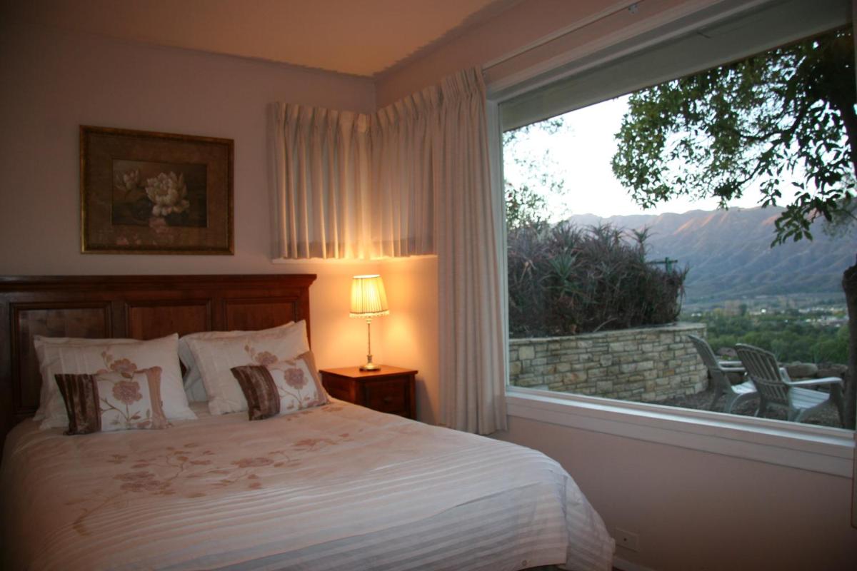 Ojai Retreat & Inn - Housity