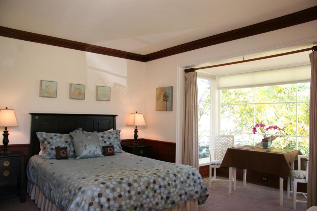 Ojai Retreat & Inn - Housity