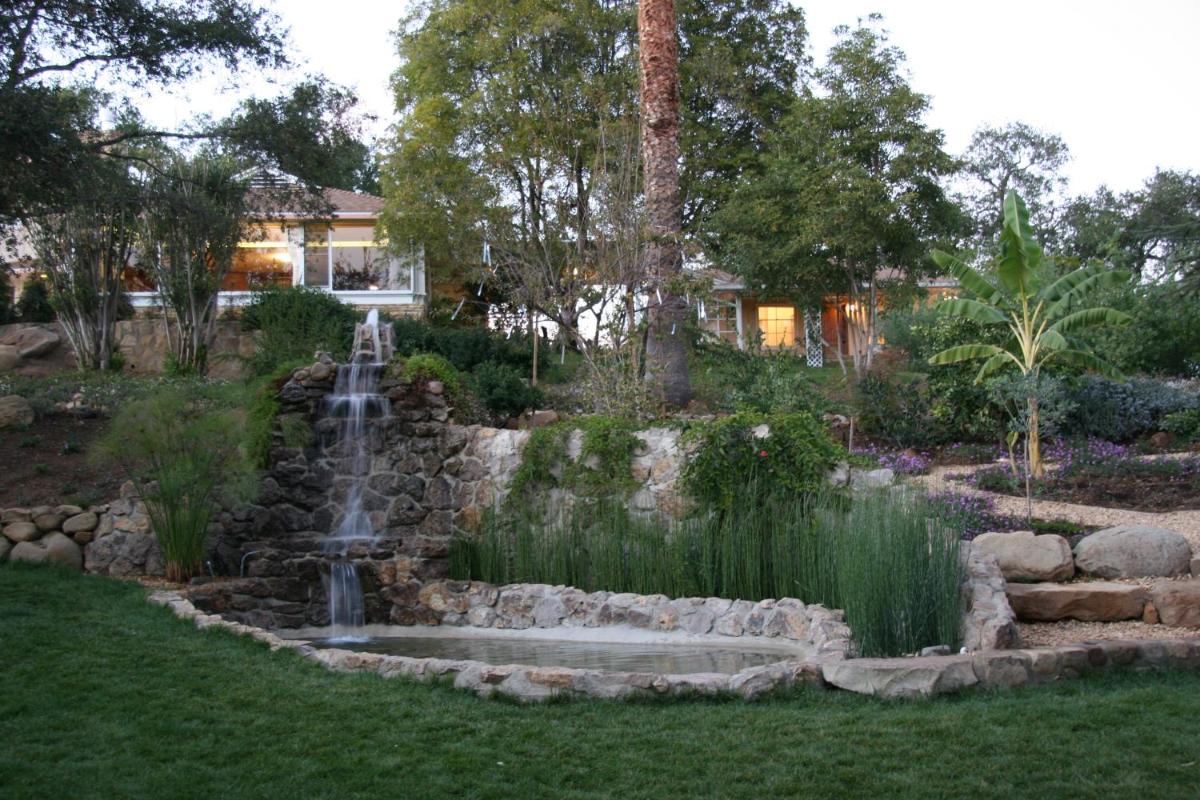 Ojai Retreat & Inn - Housity