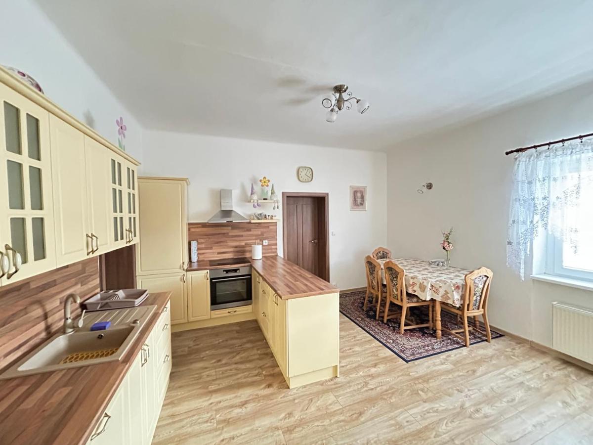 Apartmány U sv. Anny - Housity