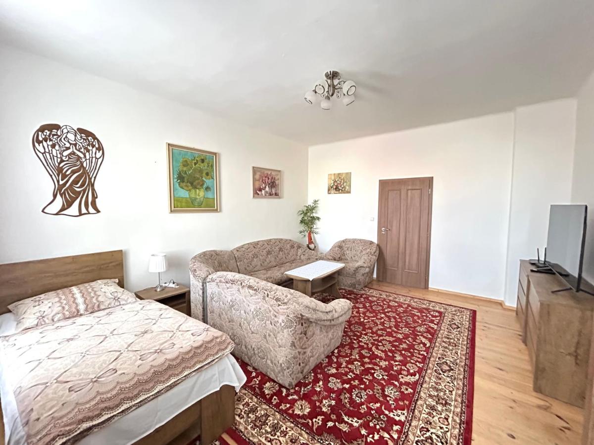 Apartmány U sv. Anny - Housity