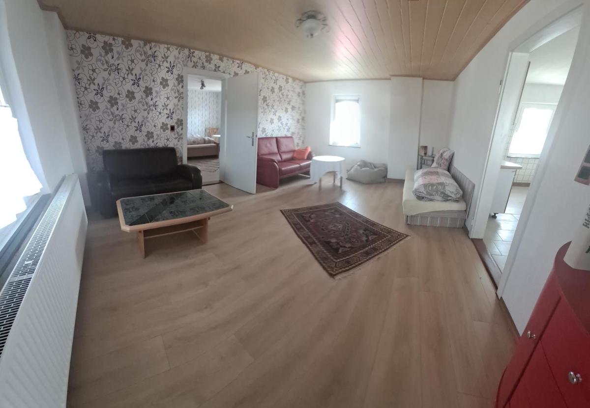 Keller´s Ferienwohnung an der Saale - Housity